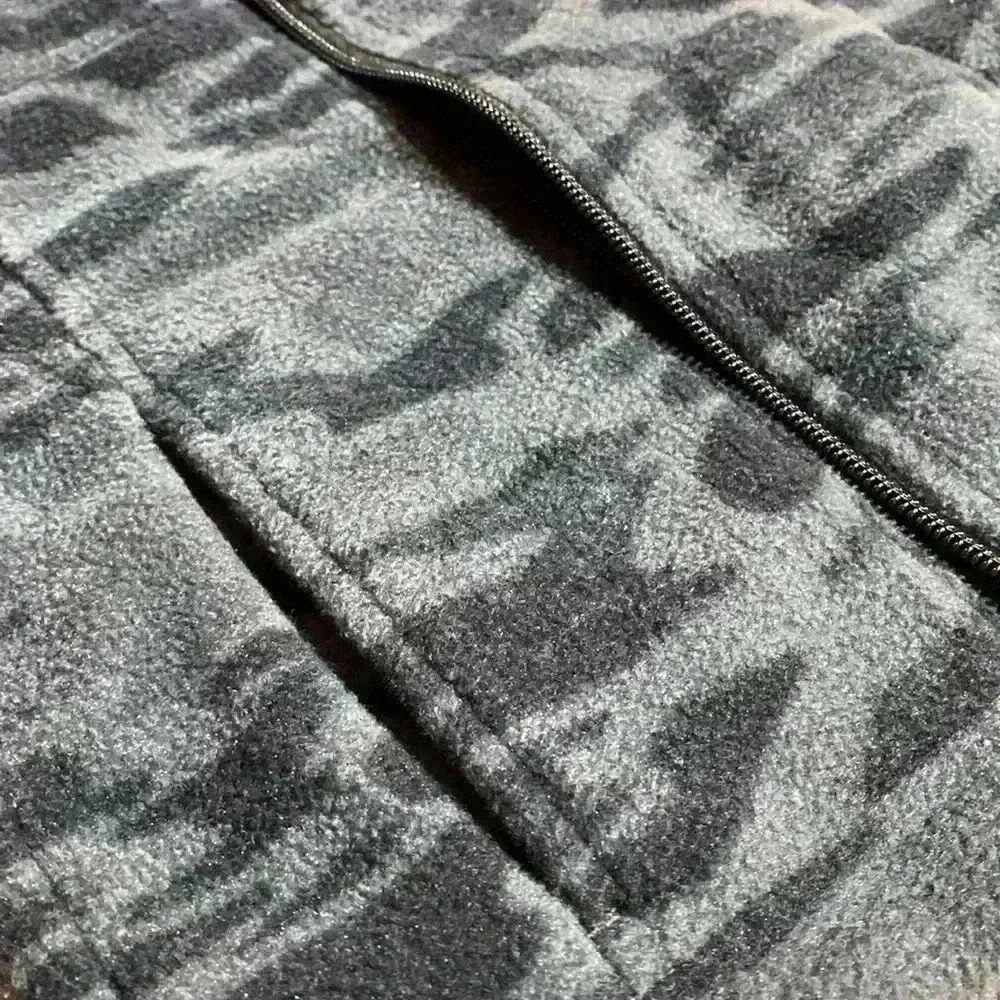 Columbia jacket - Picture 8 of 10